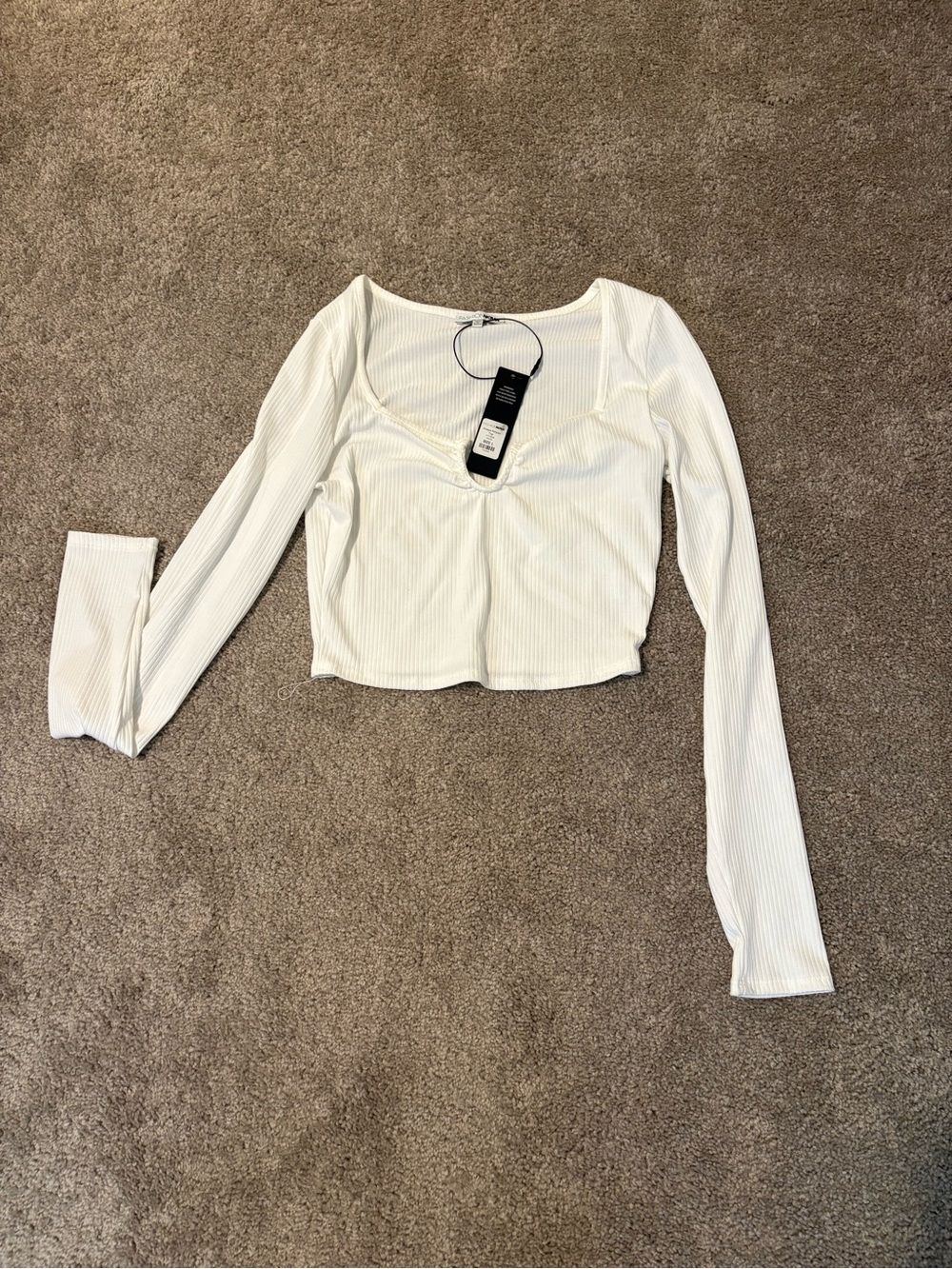 Fashion Nova White Ribbed Long Sleeve Crop Top